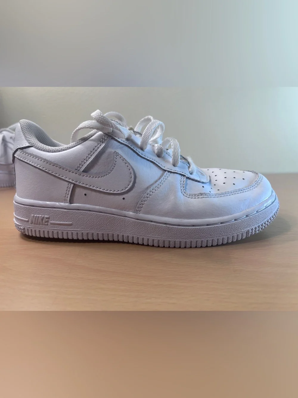 Nike Air Force 1 Low White Youth Shoes Size 2Y - 314193-117